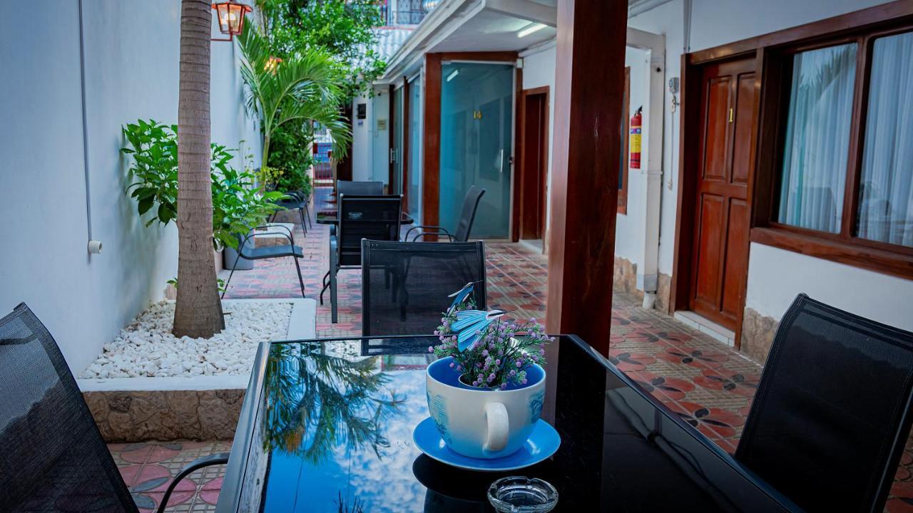 Buen Retiro Apart Hotel Santa Cruz de La Sierra Exterior photo