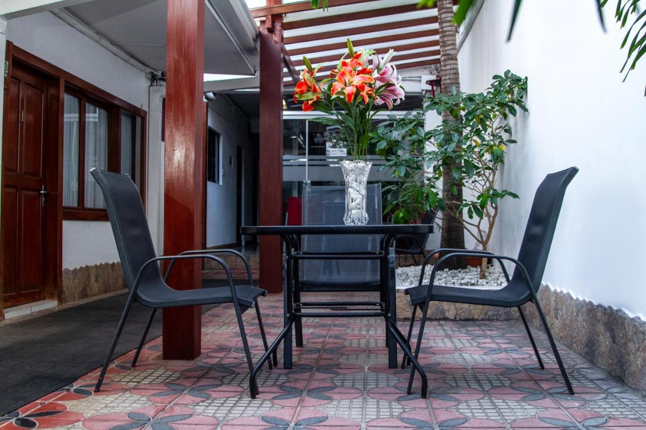 Buen Retiro Apart Hotel Santa Cruz de La Sierra Exterior photo